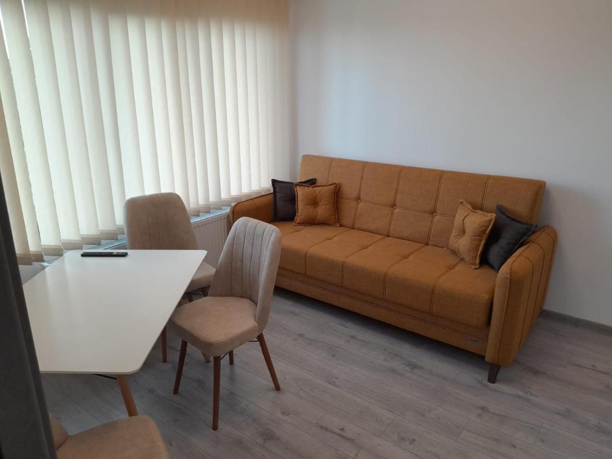 Apartament 3 Camere, Targu Neamt Et4 Târgu Neamţ Exterior foto