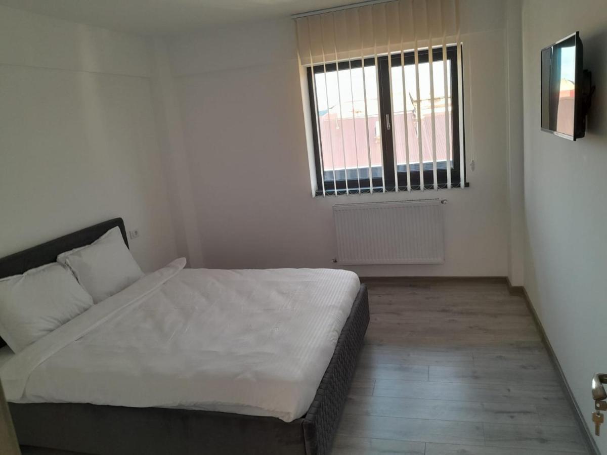 Apartament 3 Camere, Targu Neamt Et4 Târgu Neamţ Exterior foto